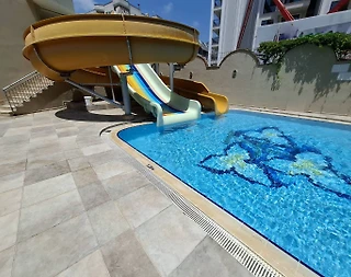 Alanya Güllerpınarı'nda Denize Yakın, Ortak Havuzlu, 3 Kişilik Suit - 4