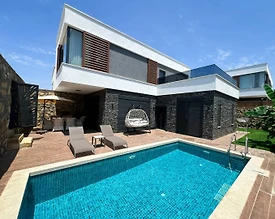 Alanya İncekum'da Sakin Konumda, Özel Havuzlu, Lüks Villa - 3