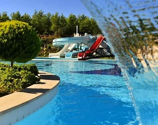 Alanya İncekum'da Site İçerisinde, Ortak Havuzlu, Bahçeli Villa - 3