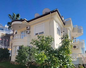 Alanya Kargıcak'ta Merkezi Konumda, Özel Havuzlu, Lüks Villa - 3