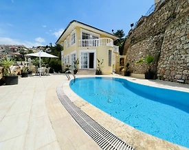 Alanya Kargıcak'ta Elverişli Konumda, Özel Havuzlu, Yazlık Villa - 2