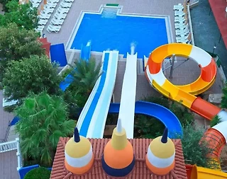 Alanya Kestel'de Aquaparklı, Ortak Havuzlu, 2+1 Tatil Evi - 1