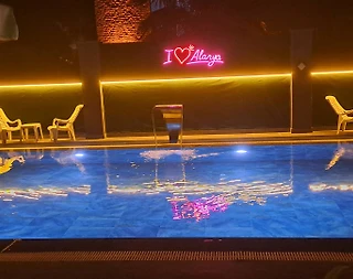 Alanya Kestel'de Denize Yakın Konumda, Ortak Havuzlu, Kiralık Daire - 1