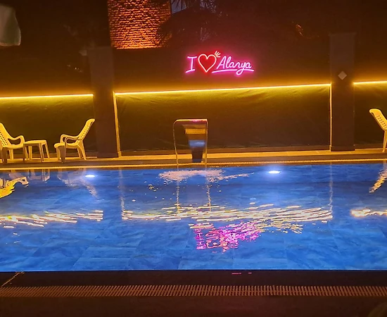 Alanya Kestel'de Denize Yakın Konumda, Ortak Havuzlu, Kiralık Daire - 1