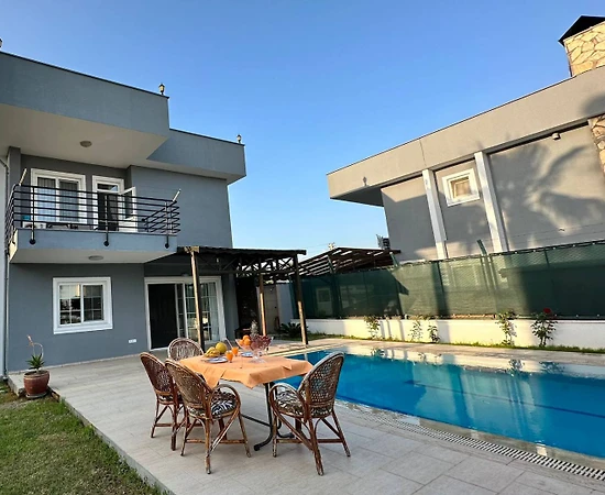 Alanya Konaklı'da Denize Yakın, Özel Havuzlu, Lüks Aile Villası - 1