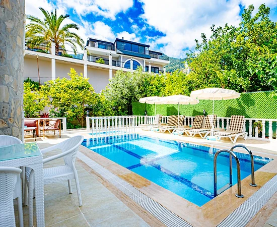 Alanya Sugözü'nde Doğa ve Deniz Manzaralı, Özel Havuzlu, Kiralık Villa - 1