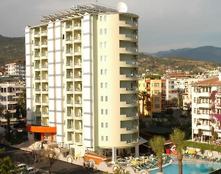 Alanya Güllerpınarı'nda Aquaparklı Tesis İçerisinde, 1+1 Suit - 1