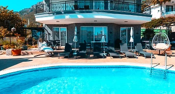 Villa with Private Pool, Suitable for Crowded Families in Alanya
