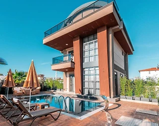 Alanya Payallar'da Merkezi Konumda, Isıtmalı Havuzlu, Modern Villa - 1