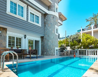 Alanya Sugözü'nde Doğa ve Deniz Manzaralı, Özel Havuzlu, Kiralık Villa - 2