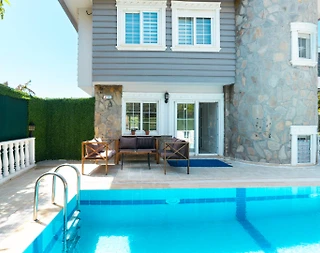 Alanya Sugözü'nde Doğa ve Deniz Manzaralı, Özel Havuzlu, Kiralık Villa - 3