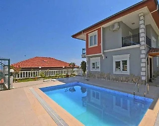Alanya Tepe'de Deniz ve Orman Manzaralı, Özel Havuzlu, Lüks Villa - 1