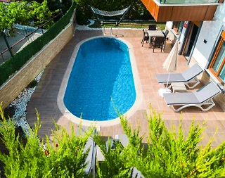 Alanya'da Muhteşem Deniz Manzaralı, Özel Havuzlu, Geniş Villa - 5