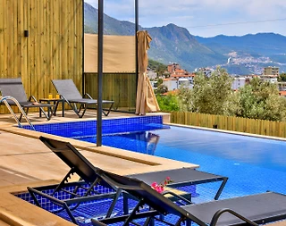 Antalya Kaş'ta Huzurun Kucağında, Özel Havuzlu, Jakuzili, Modern Villa - 2