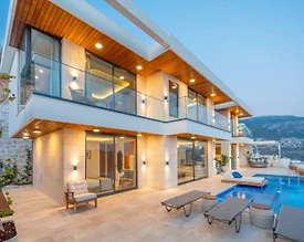 Kaş Kalkan'da Göz Alıcı Manzaralı, Sonsuzluk Havuzlu, Olanaklı Villa - 2