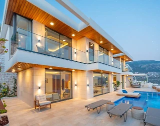 Kaş Kalkan'da Göz Alıcı Manzaralı, Sonsuzluk Havuzlu, Olanaklı Villa - 2