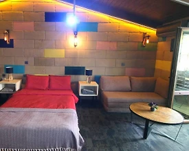 Ankara Çankaya'da 2 Kişilik, Ortak Havuzlu, Ferah Ev - 2