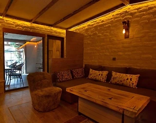 Ankara Çankaya'da Ortak Havuzlu, 2 Kişilik, Kiralık Ev - 1