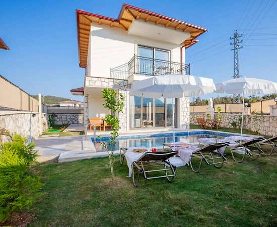 Kaş Çukurbağ'da Çekirdek Ailelere Uygun, Özel Havuzlu, Kiralık Villa - 1