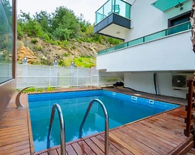 Antalya Alanya'da Muhteşem Manzaralı, Özel Havuzlu, Modern Villa - 2