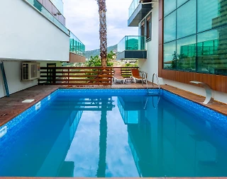 Antalya Alanya'da Muhteşem Manzaralı, Özel Havuzlu, Modern Villa - 3