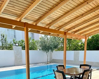 Serik Kadriye'de Kalabalık Ailelere Uygun, Özel Havuzlu, 4+1 Villa - 5