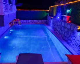 Antalya Demre'de Geniş Bahçeli, Özel Havuzlu, Kiralık Villa - 3