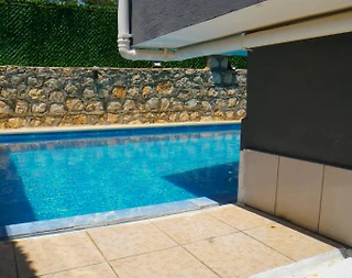 Antalya Demre'de Geniş Bahçeli, Özel Havuzlu, Kiralık Villa - 2