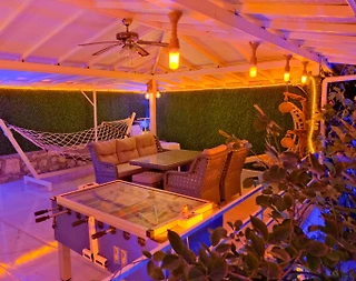 Antalya Demre'de Geniş Bahçeli, Özel Havuzlu, Kiralık Villa - 1