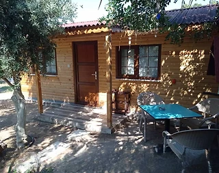 Antalya Finike'de Denize Yakın Konumda, Bahçeli, Konforlu Bungalov - 1