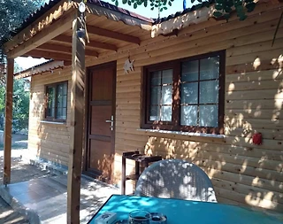 Antalya Finike'de Denize Yakın Konumda, Bahçeli, Konforlu Bungalov - 2