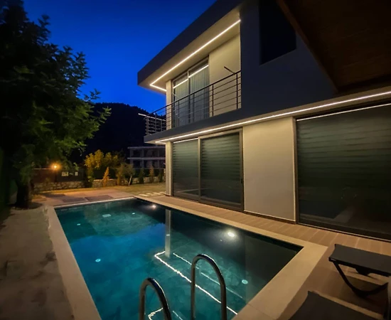 Antalya Finike'de Doğa İçerisinde, Özel Havuzlu, Jakuzili Villa - 1