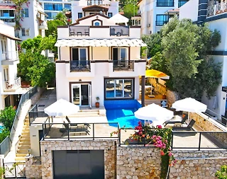 Antalya Kalkan'da Modern Tasarımlı, Özel Havuzlu, Kiralık Villa - 1