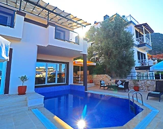 Antalya Kalkan'da Modern Tasarımlı, Özel Havuzlu, Kiralık Villa - 3