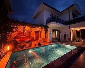 Kaş Ağullu'da Yemyeşil Doğada, Özel Havuzlu, Lüks Kiralık Villa - 2