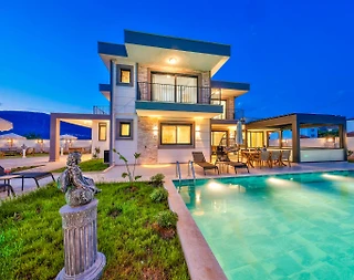 Kaş Andifli'de Elverişli Konumda, Özel Havuzlu, Konforlu Villa - 3