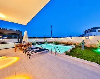 Kaş Andifli'de Elverişli Konumda, Özel Havuzlu, Konforlu Villa - 5