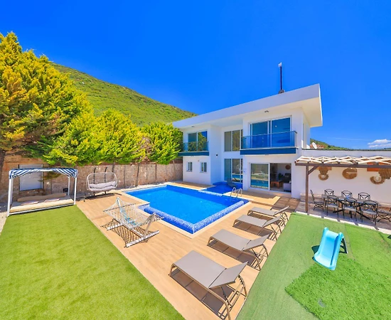 Antalya Kaş'da Doğa Manzaralı, Özel Havuzlu, Lüks Villa - 1