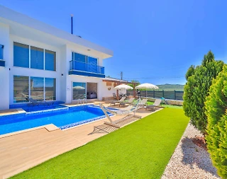 Antalya Kaş'da Doğa Manzaralı, Özel Havuzlu, Lüks Villa - 4