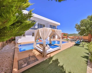 Antalya Kaş'da Doğa Manzaralı, Özel Havuzlu, Lüks Villa - 2