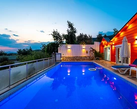 Antalya Kaş'ta Doğa İçerisinde, Özel Havuzlu, Kiralık Balayı Villası - 2