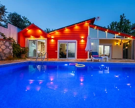 Antalya Kaş'ta Doğa İçerisinde, Özel Havuzlu, Kiralık Balayı Villası - 3