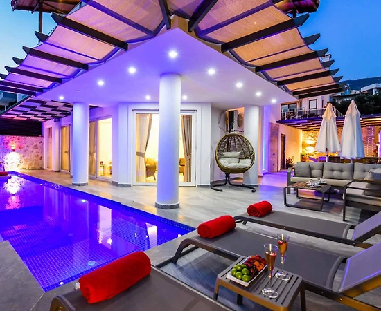 Kaş Kalkan'da Deniz Ve Doğa Manzaralı, Özel Havuzlu, Modern Villa - 1