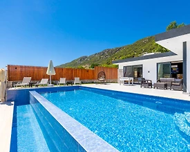 Kaş Sarıbelen'de Muhteşem Doğa Manzaralı, Özel Havuzlu, Lüks Villa - 3