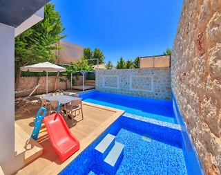 Antalya Kaş'ta Modern Tasarımlı, Özel Havuzlu, Jakuzili Kiralık Villa - 3