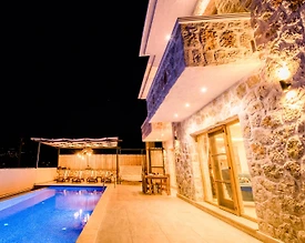 Kaş Gelemiş'te Otantik Tasarımlı, Özel Havuzlu, Jakuzili Villa - 3