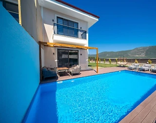 Kaş Kasaba'da Sessiz Konumda, Özel Havuzlu, 2+1 Villa - 4