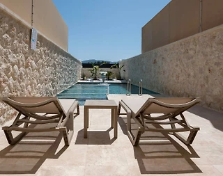 Kaş Kasaba'da Sessiz Konumda, Özel Havuzlu, Şık Villa - 1