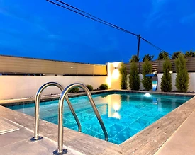 Kemer Çamyuva'da Elverişli Konumda, Özel Havuzlu, Modern Villa - 2