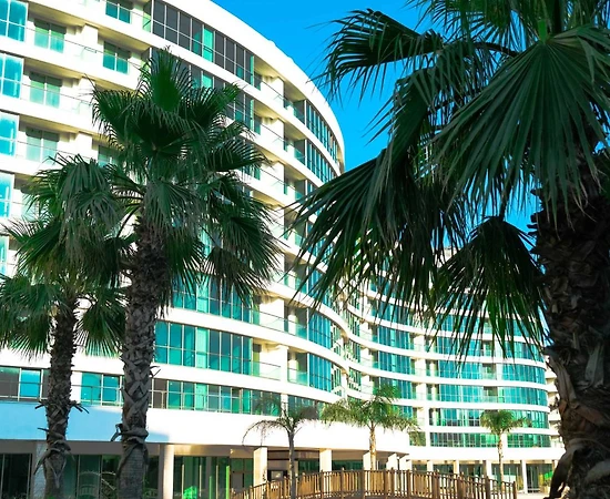 Antalya Kemerağzı'nda Site İçerisinde, Ortak Havuzlu, Kiralık Daire - 1